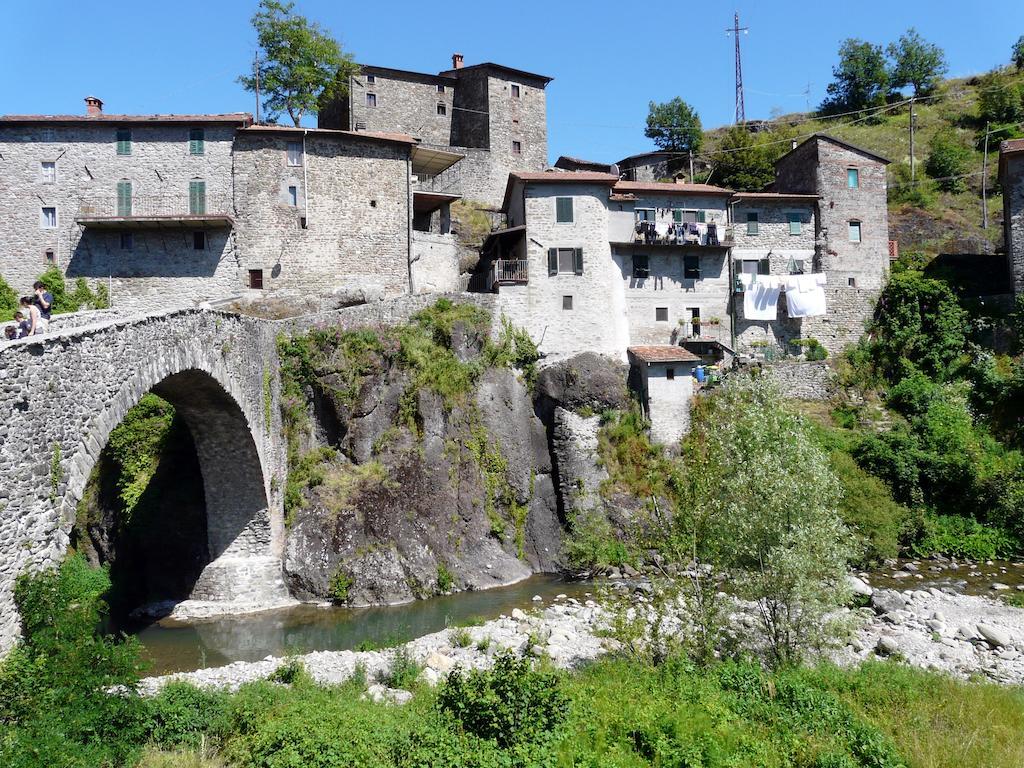 Hotel Ristorante Bertolini Piazza al Serchio المظهر الخارجي الصورة